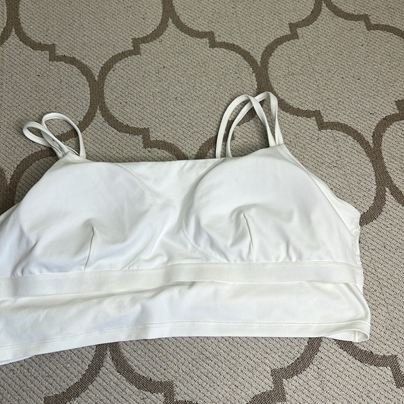 Halara White Double Straps Backless Twisted Workout Plus Size Cropped Tank Top - Picture 9 of 11